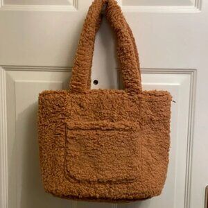 NWOT. BumbleBella Sherpa Tote by Jill Martin 11 x 12 x 5
